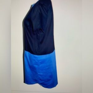 Blue color-block, short sleeve dress.